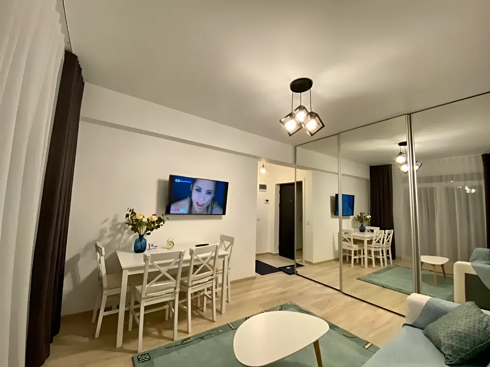 Vanzare apartament Sector 4 Bucuresti living spatios mobilat